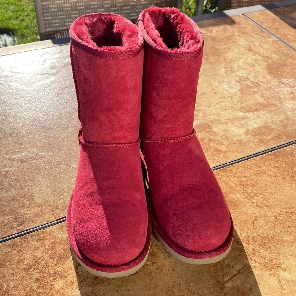 Classic Short UGG Boots